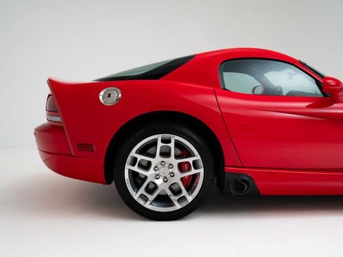 Used 2006 Dodge Viper SRT-10 RWD image 36
