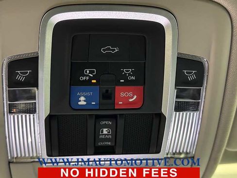 Used 2022 RAM 1500 Laramie AWD/4WD image 39