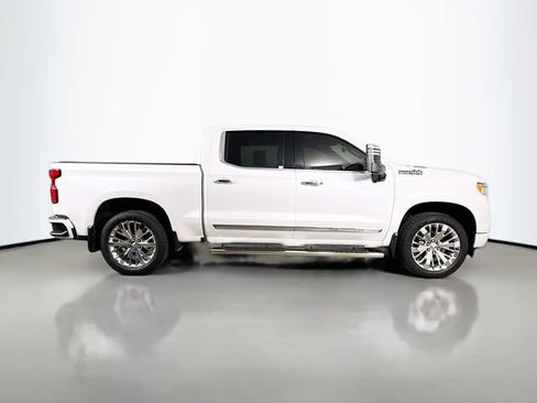 Used 2023 Chevrolet Silverado 1500 High Country w/ High Country Premium Package image 8