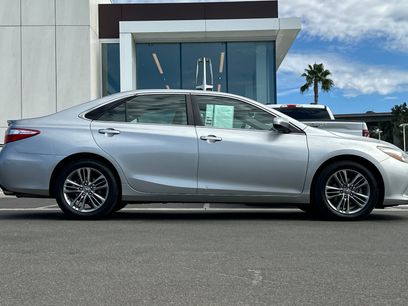 Used 2015 Toyota Camry SE w/ Moonroof Package