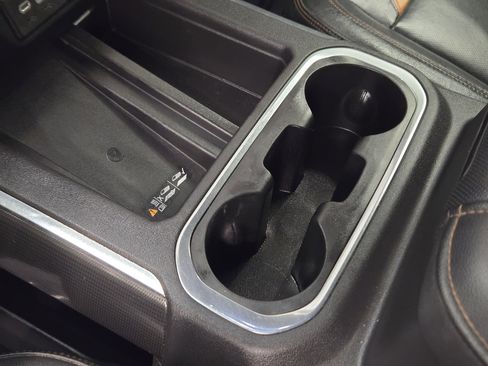 Used 2020 GMC Sierra 1500 AT4 w/ AT4 Premium Package image 19