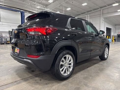 Used 2024 Chevrolet TrailBlazer LS w/ LS Convenience Package image 7