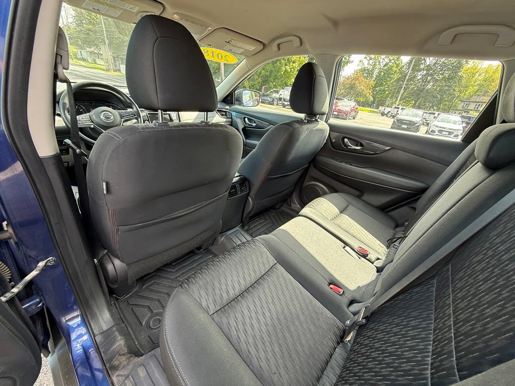 Used 2018 Nissan Rogue S FWD image 22