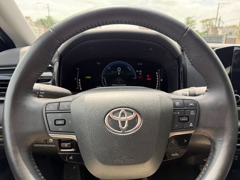Used 2025 Toyota Camry LE w/ Convenience Package AWD/4WD image 31