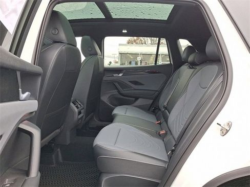 New 2026 Volkswagen Tiguan SE R-Line image 5