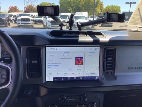 Used 2022 Ford Bronco Outer Banks w/ Sasquatch Package AWD/4WD image 17