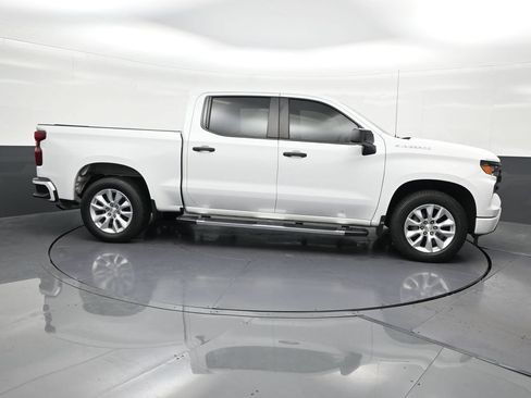 Used 2022 Chevrolet Silverado 1500 Custom RWD image 7