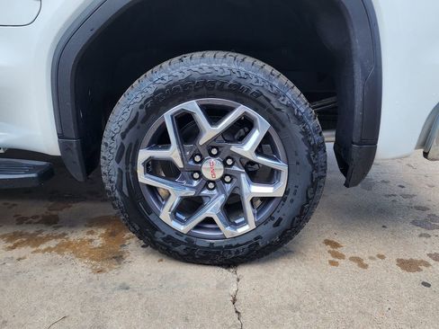 New 2026 GMC Sierra 1500 SLT w/ SLT Premium Plus Package image 52