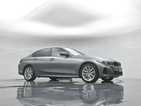 Used 2023 BMW 330e w/ Convenience Package RWD image 53