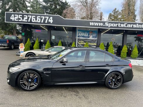Used 2017 BMW M3 Base image 2