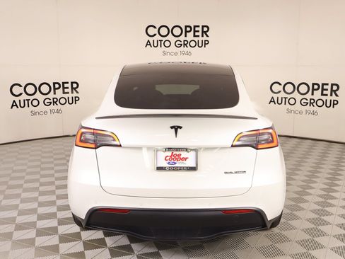 Used 2022 Tesla Model Y Performance AWD/4WD image 20