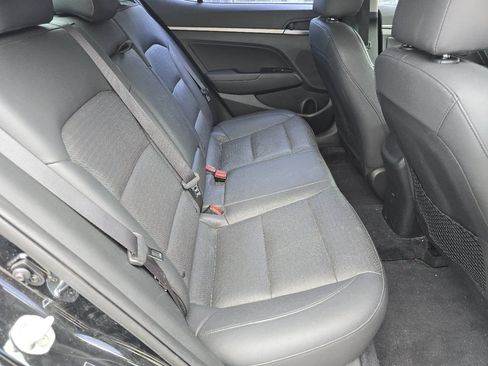 Used 2017 Hyundai Elantra Limited w/ Limited Ultimate Package 05 FWD image 19
