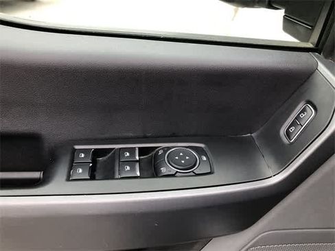 Used 2024 Ford F250 XLT image 26