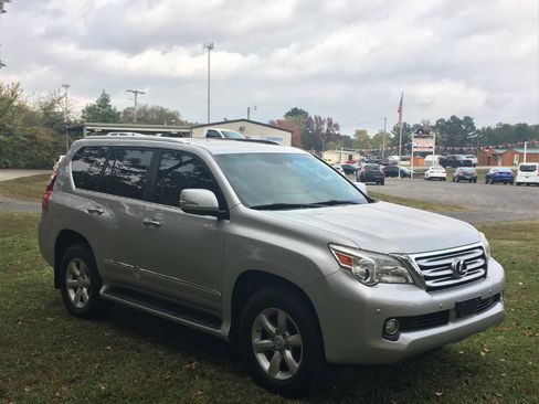 Used 2011 Lexus GX 460 image 7