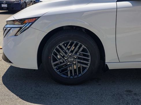 New 2026 Nissan Sentra SV w/ Floor Mat Package FWD image 11