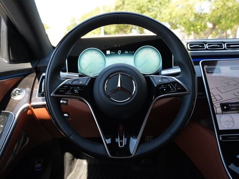 Used 2026 Mercedes-Benz S 580 4MATIC Sedan image 10