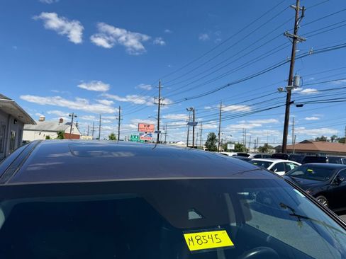 Used 2022 Honda Pilot EX-L image 9