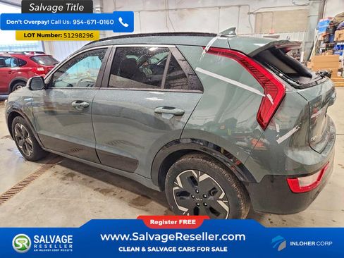 Used 2023 Kia Niro Wind w/ Wind Preserve Package FWD image 3