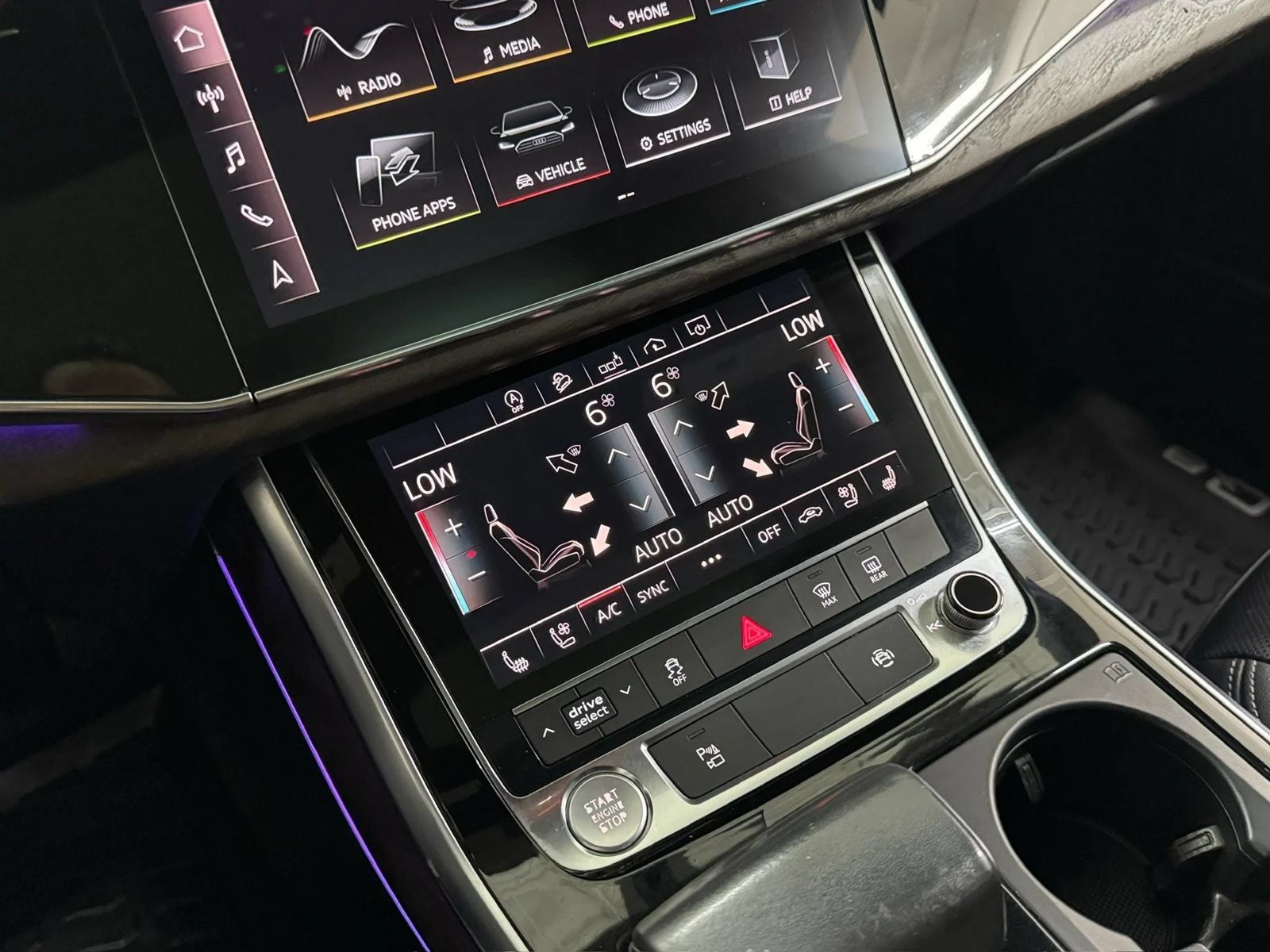 Used 2019 Audi Q8 Premium Plus w/ Premium Plus AWD/4WD image 23