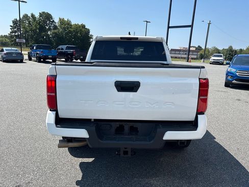 Used 2024 Toyota Tacoma TRD Sport RWD image 8
