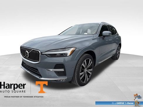 Used 2023 Volvo XC60 B5 Plus AWD/4WD image 1