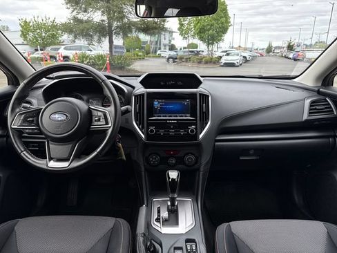 Used 2018 Subaru Crosstrek 2.0i Premium AWD/4WD image 11