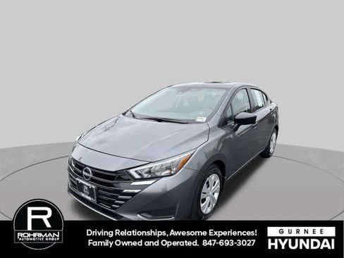Used 2025 Nissan Versa S w/ Trunk Package FWD image 4
