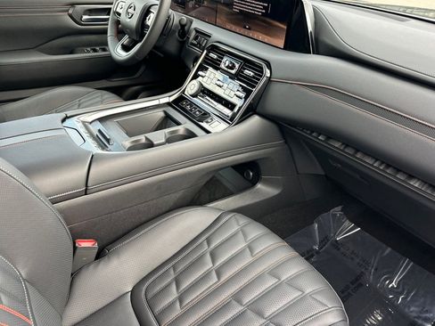 New 2026 Nissan Armada PRO-4X AWD/4WD image 20