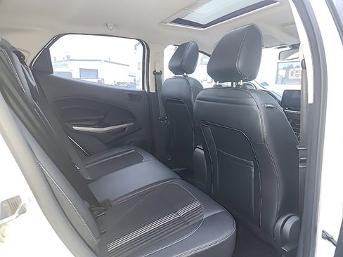 Certified 2020 Ford EcoSport SES image 5