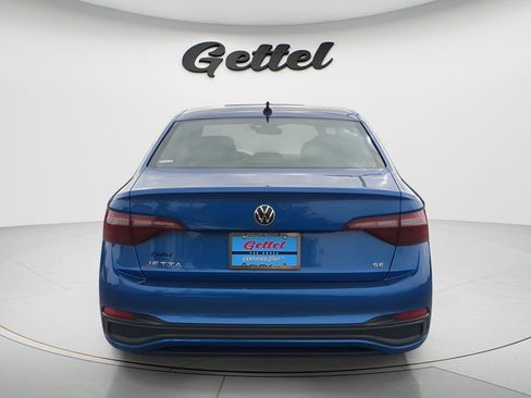 Used 2024 Volkswagen Jetta SE image 14
