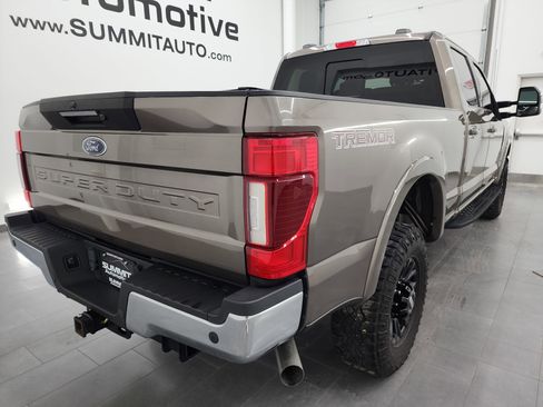 Used 2022 Ford F250 Lariat w/ Tremor Off-Road Package image 4