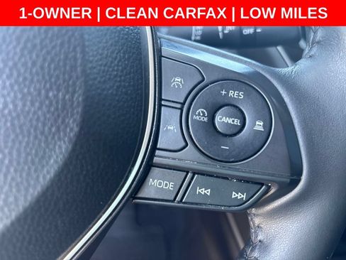 Used 2025 Toyota Corolla Cross LE FWD image 20