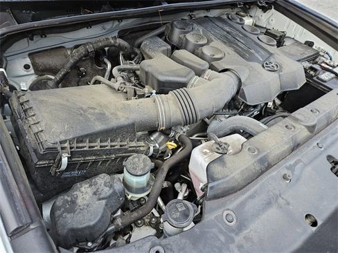 Used 2020 Toyota 4Runner Limited image 18