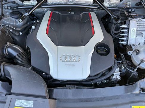 Used 2020 Audi SQ5 Premium w/ Convenience Package image 24