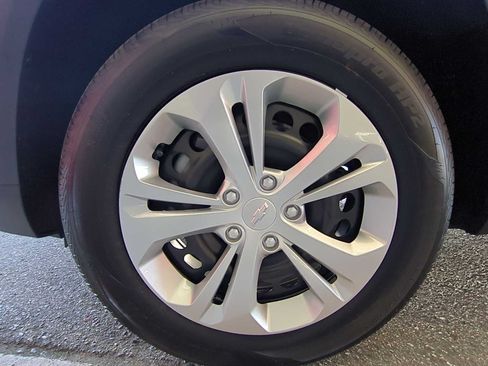 New 2026 Chevrolet Trax LS FWD image 28