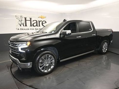 Used 2023 Chevrolet Silverado 1500 LTZ w/ LTZ Premium Package AWD/4WD image 1