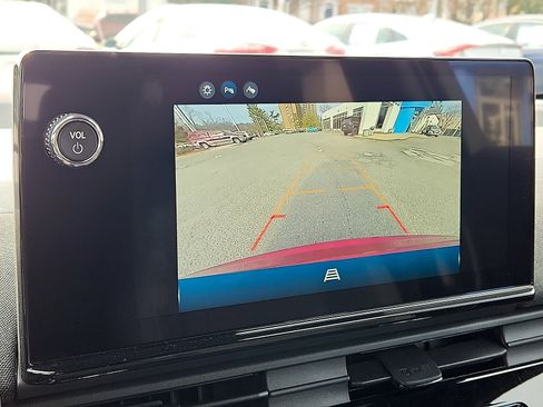 New 2025 Honda Prologue EX image 13