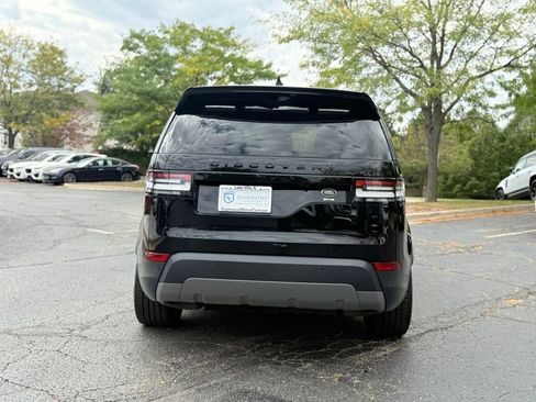 Used 2017 Land Rover Discovery SE AWD/4WD image 12