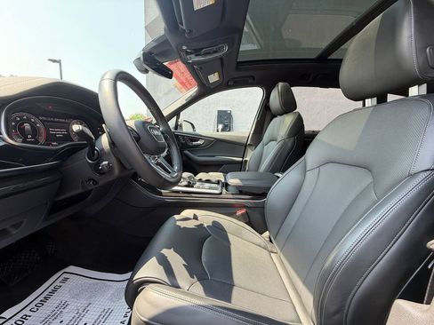 Used 2025 Audi Q7 3.0T Prestige AWD/4WD image 5