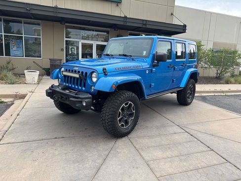 Used 2016 Jeep Wrangler Unlimited Rubicon AWD/4WD image 2