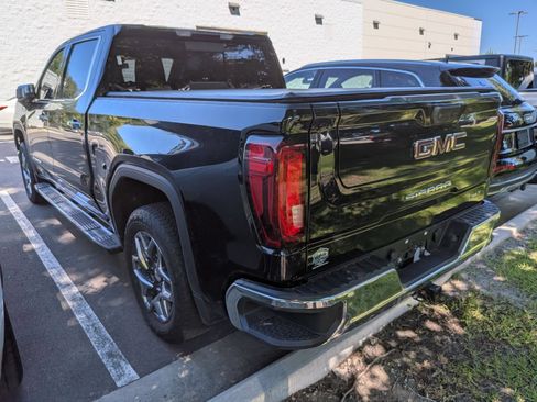 Used 2023 GMC Sierra 1500 SLT RWD image 4