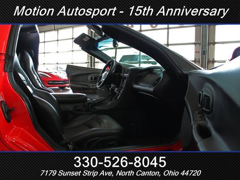 Used 2003 Chevrolet Corvette Coupe w/ Preferred Equipment Group RWD image 33