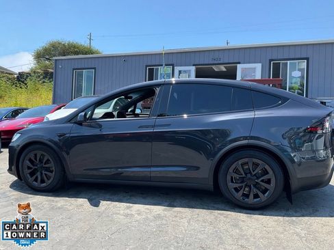 Used 2024 Tesla Model X AWD/4WD image 5