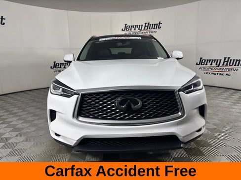 Used 2023 INFINITI QX50 Luxe FWD image 3