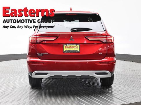 Used 2024 Mitsubishi Outlander SE AWD/4WD image 6