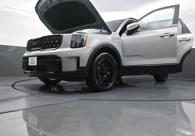 Used 2025 Kia Telluride EX X-Line AWD/4WD image 33