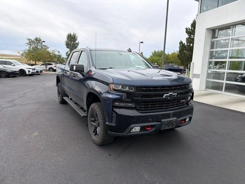 Used 2020 Chevrolet Silverado 1500 LT Trail Boss AWD/4WD image 7