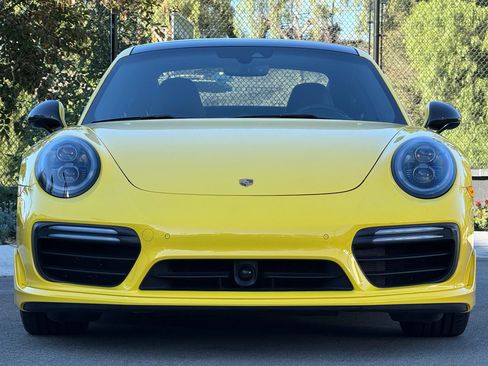 Certified 2019 Porsche 911 Turbo S image 10