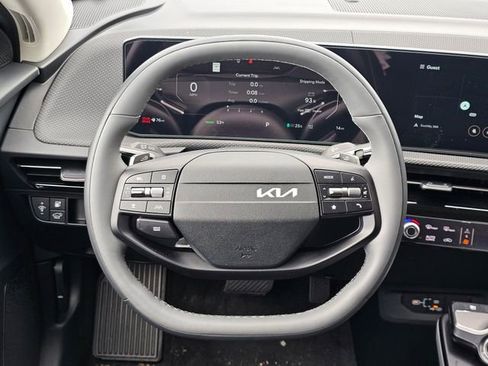 New 2025 Kia EV6 Wind image 16