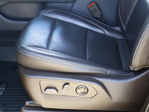 Used 2021 GMC Yukon Denali RWD image 15
